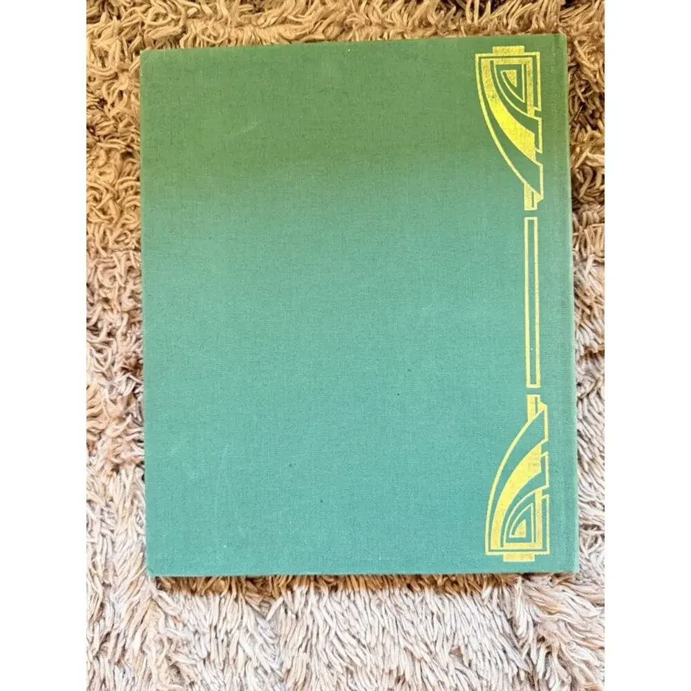 Vintage The Wizard of Oz Hardcover Book - 1985 Unicorn Publishing House